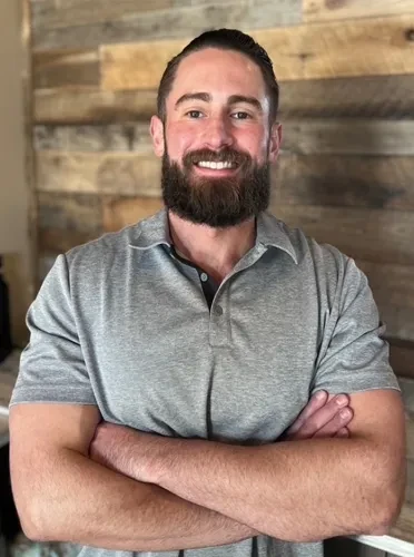 Chiropractor Louisville KY Tanner Crump Chiropractor Louisville KY Tanner Crump